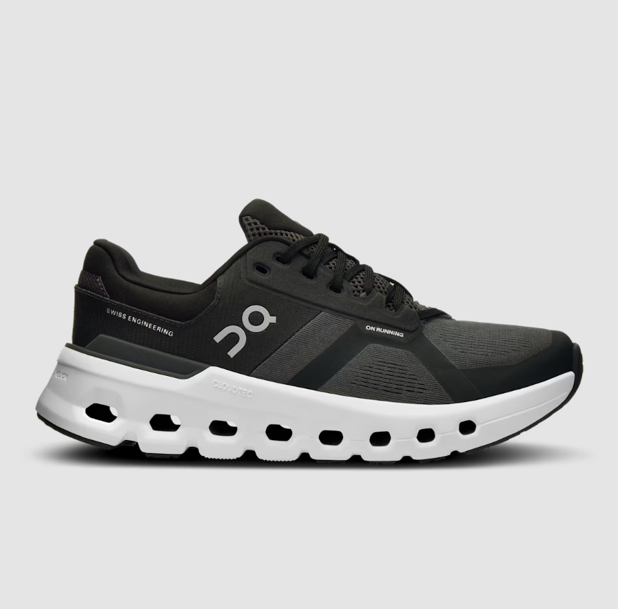 ON. Women's Cloudrunner 2