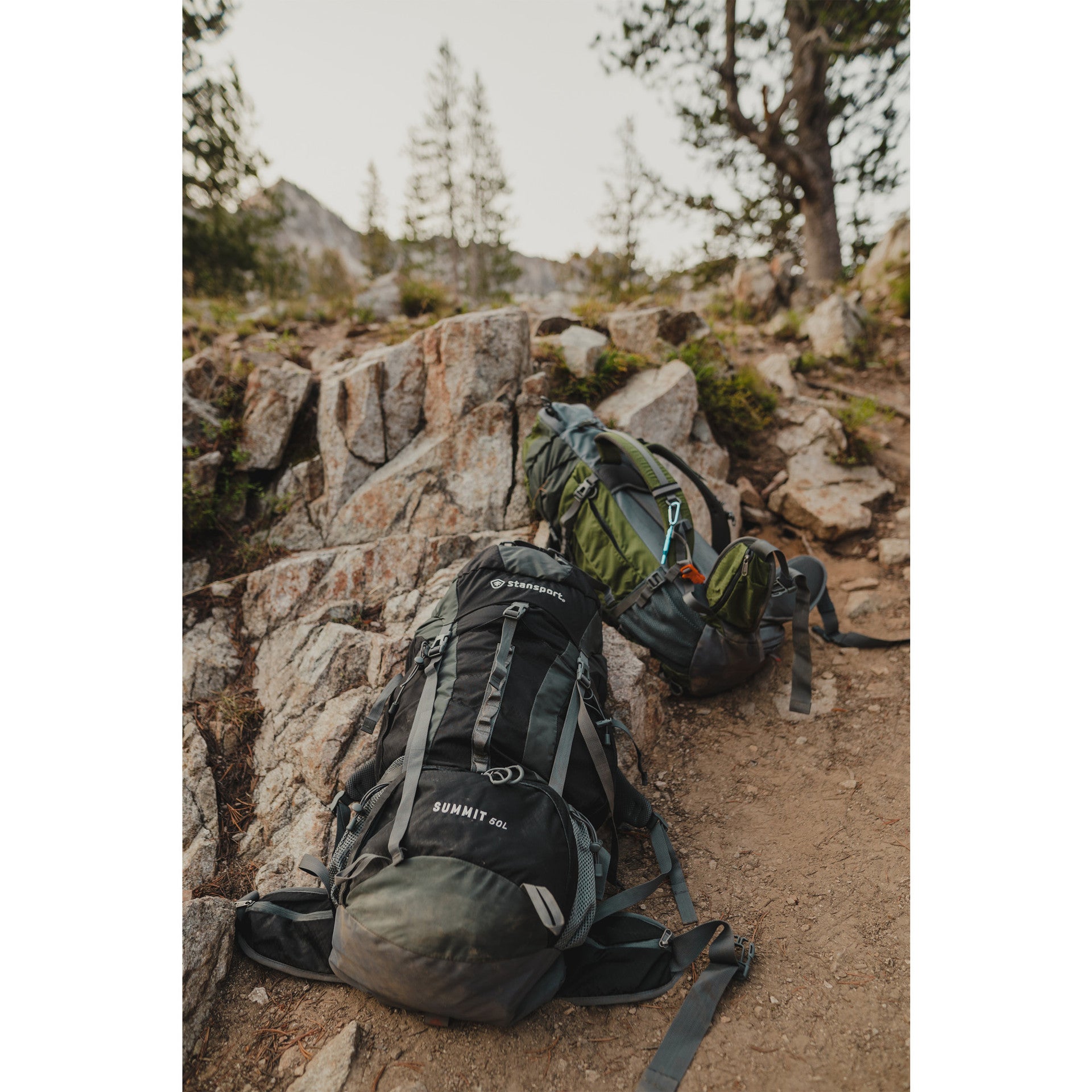 Stansport 50L Summit Internal Frame Pack - Black