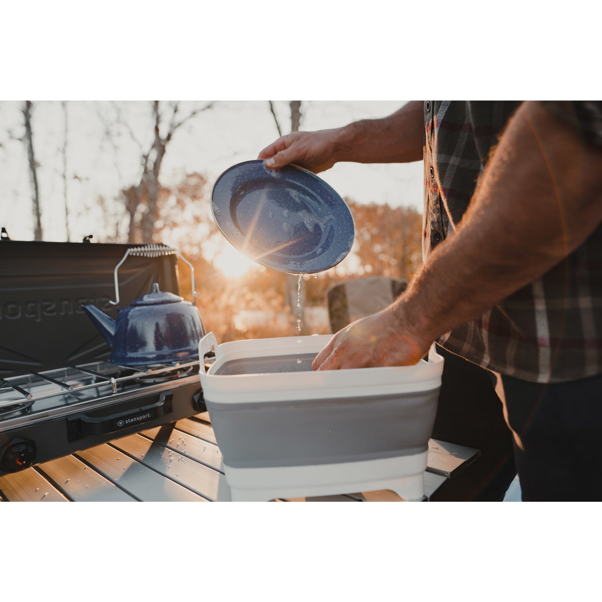 Stansport Enamel Dinner Plate - 10.25" Diameter