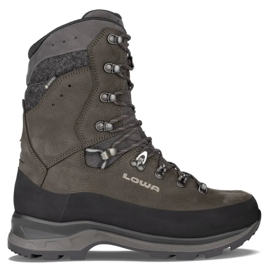 LOWA Men's Tibet Evo 200 Gore-tex