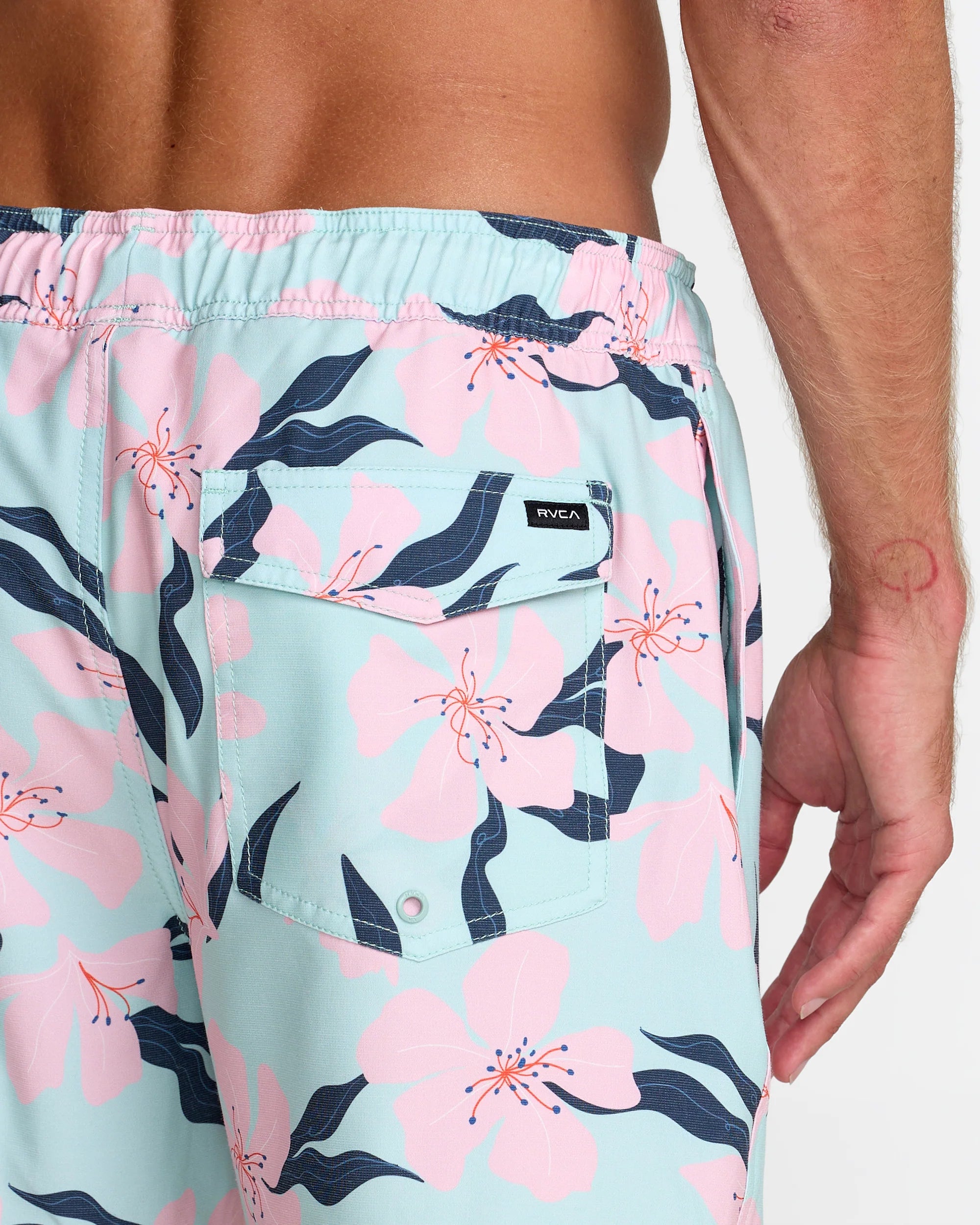 RVCA Men's Resort Elastic Trunk 16"