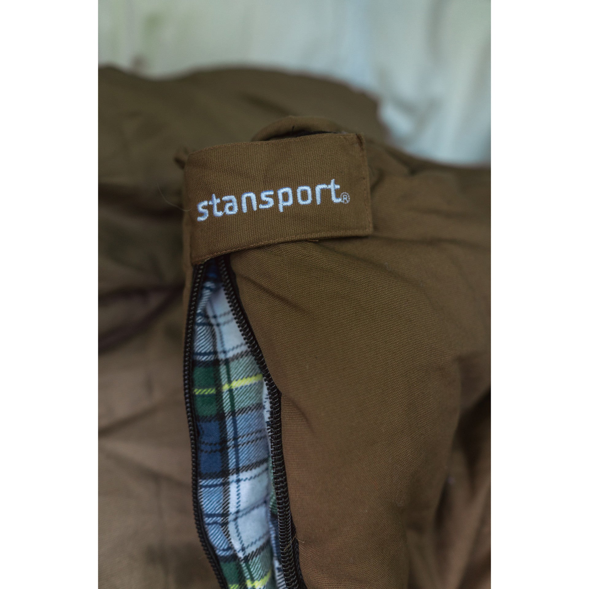 Stansport 5 lbs. White Tail Sleeping Bag