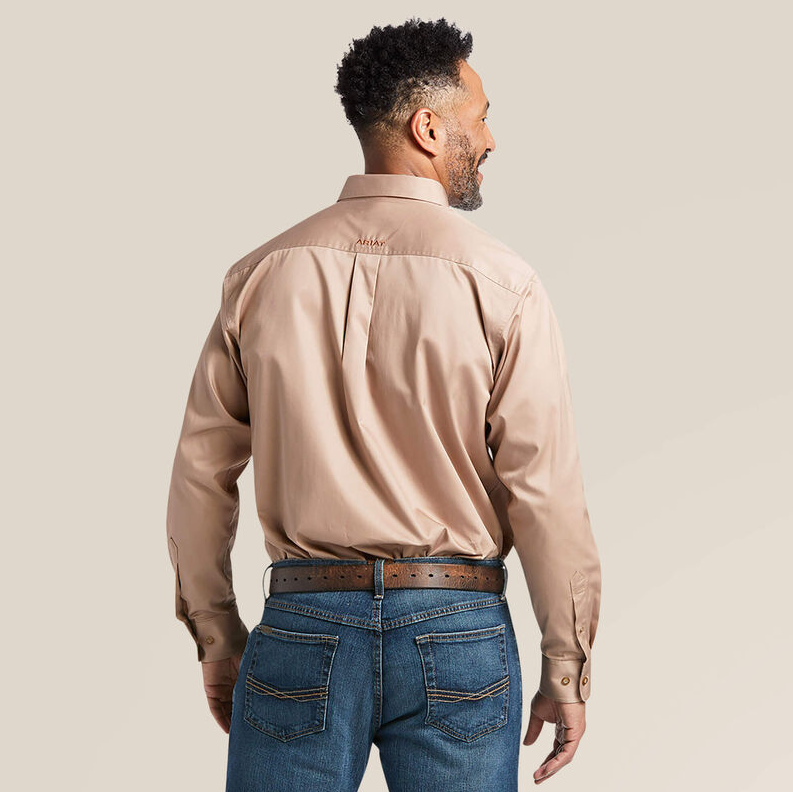 Ariat Solid Twill Classic Fit Shirt