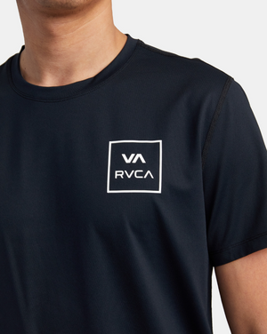 Men's RVCA Short Sleeve Rashguard