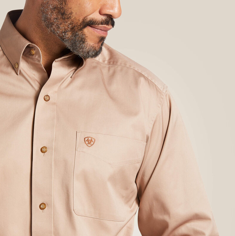 Ariat Solid Twill Classic Fit Shirt