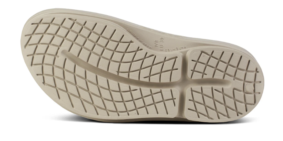 OOFOS OOmega OOahh Sandal