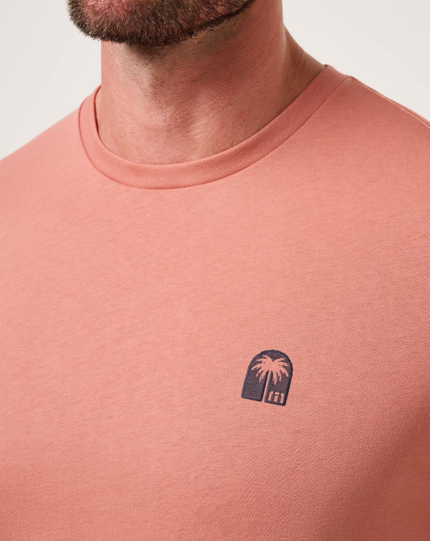 Travis Mathew Men's Top Places Soild Tee