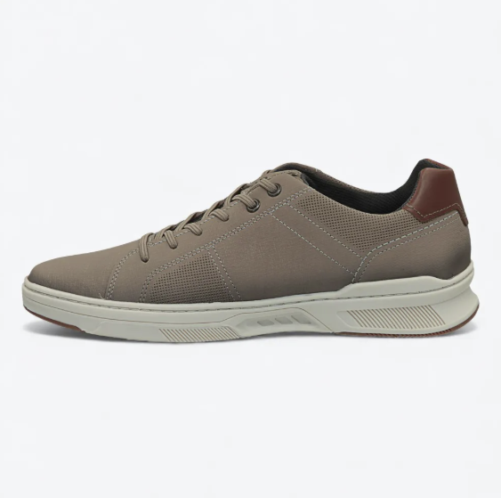Pegada Men's Casual Leather Sneaker
