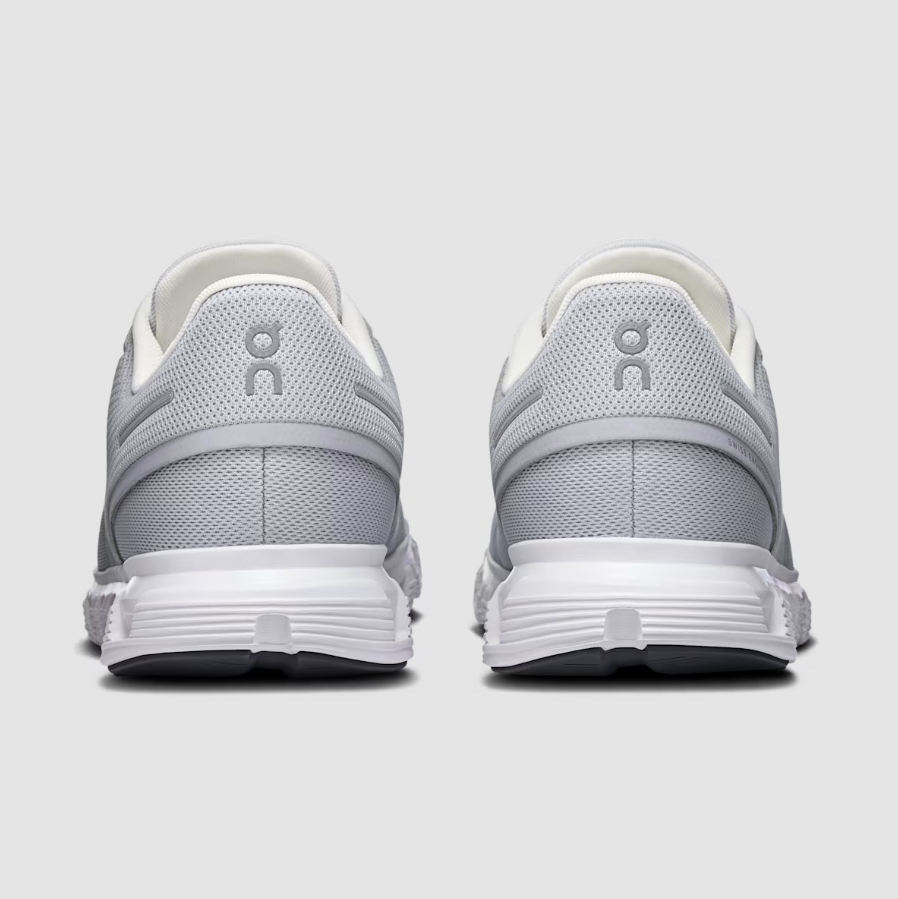 ON. Men's Cloud 6