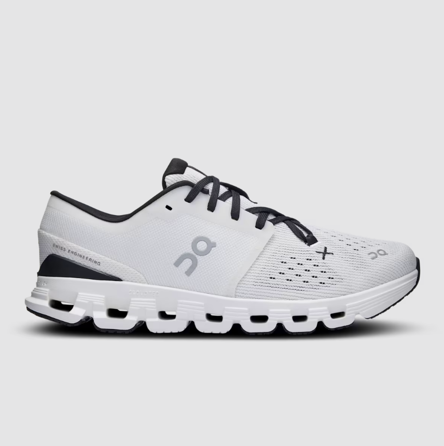 ON. Women's Cloud X 4