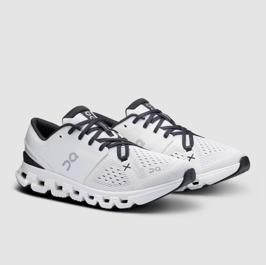 ON. Women's Cloud X 4
