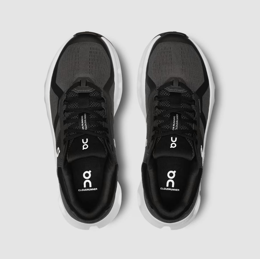 ON. Women's Cloudrunner 2