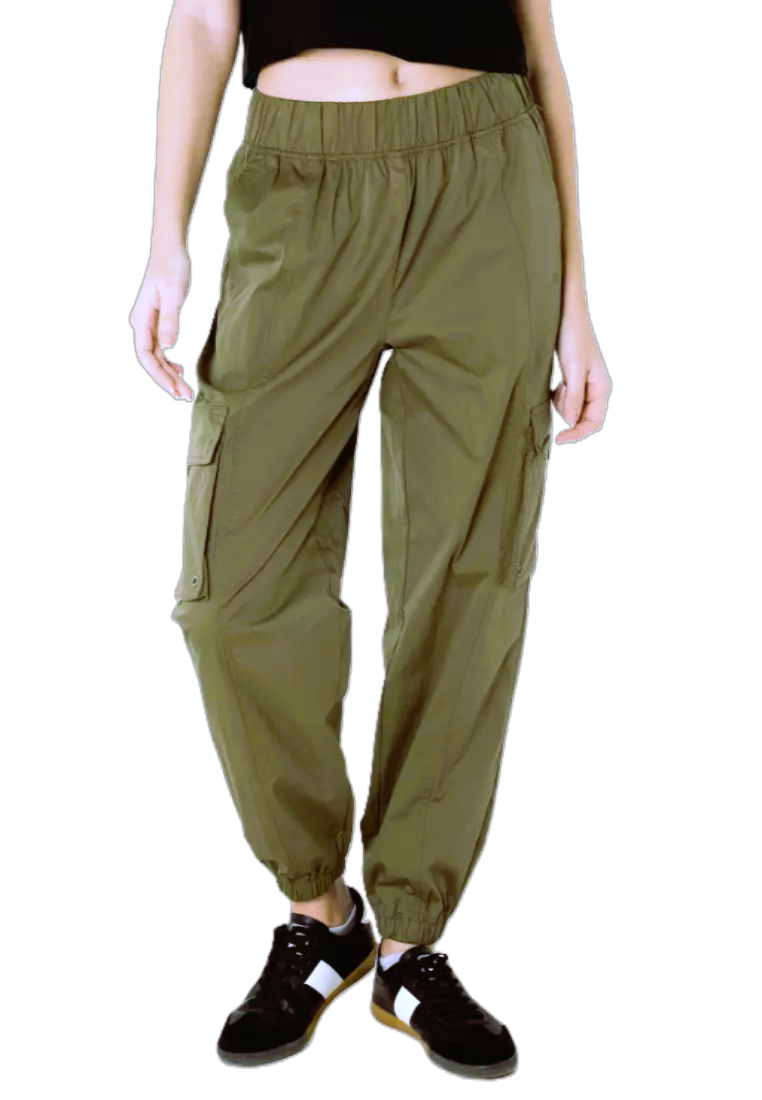 Champion Women's Loose Fit Cargo Jogger